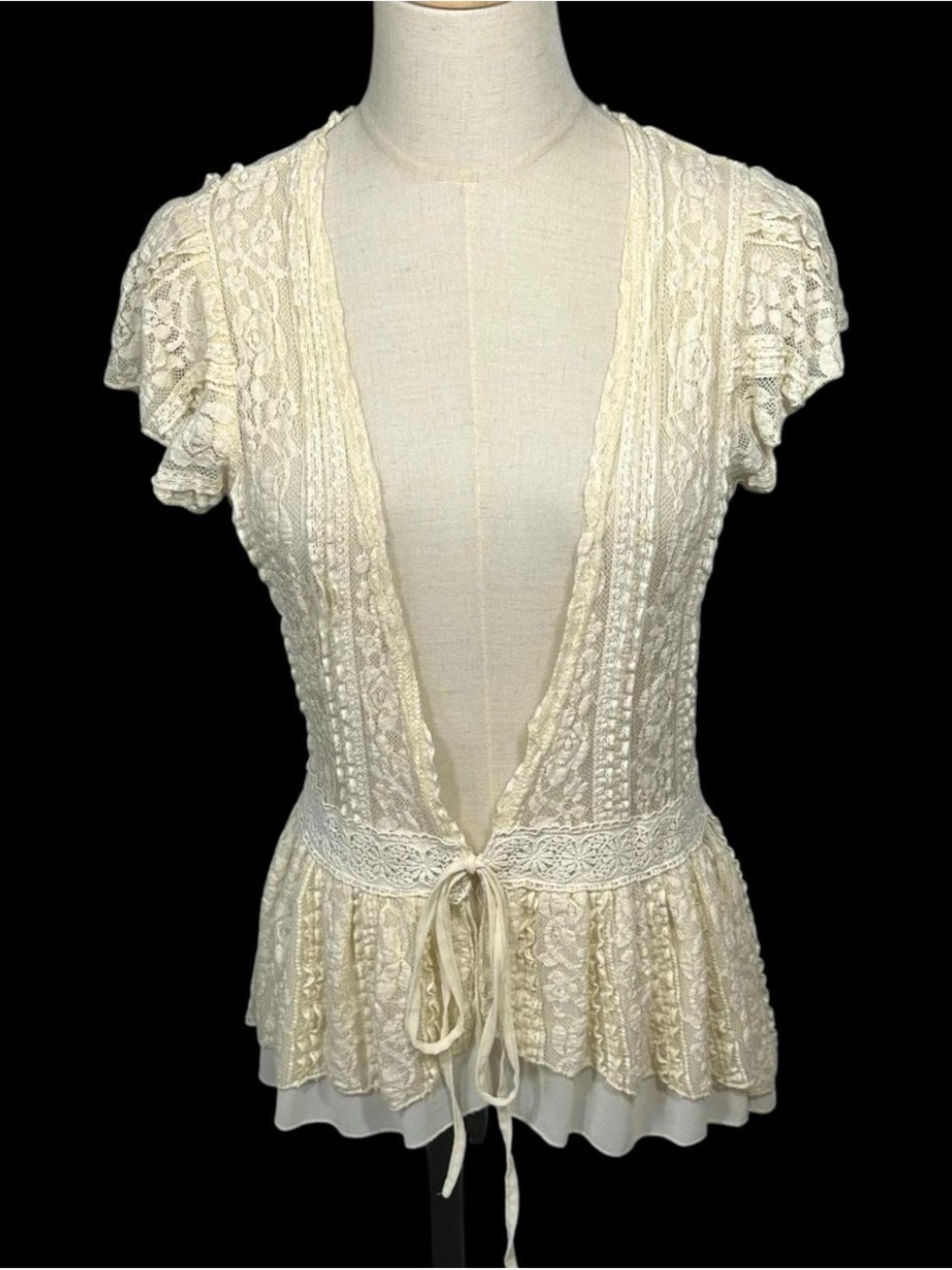 Lace-Trim Cream Short Sleeve Tie-Front Top